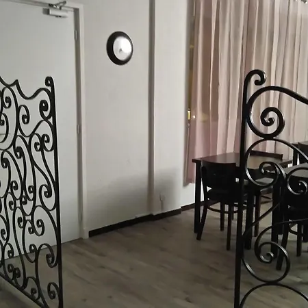 エスペラント 2* カンヌ